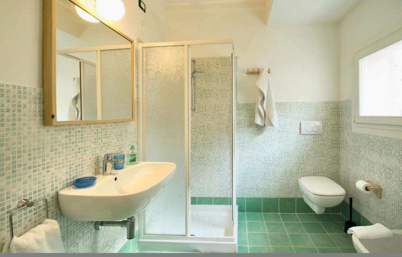 Residence Con Piscina A 4 Km Da Baja Sardinia Cala Bitta Екстериор снимка
